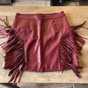 Romeo+Juliet Couture Maroon fringe skirt size Medium